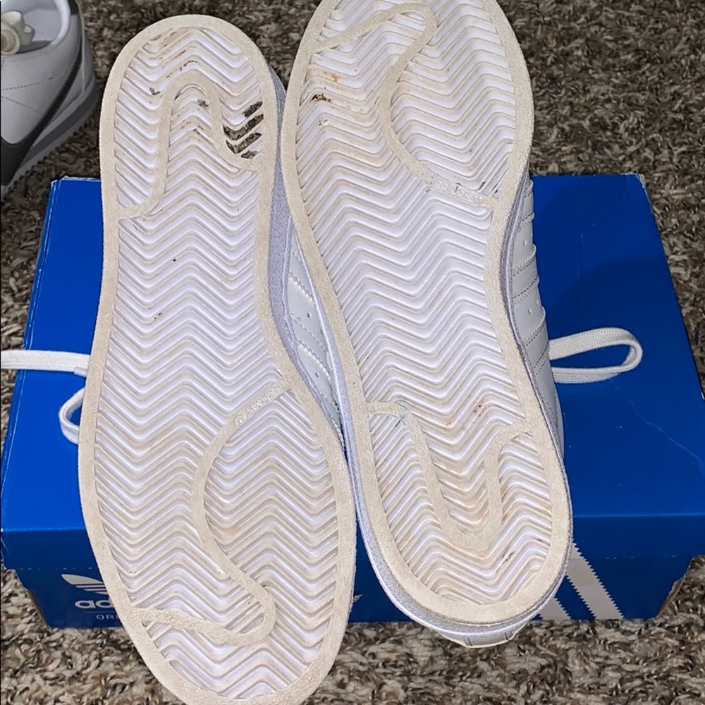 Adidas - Picture 3 of 5